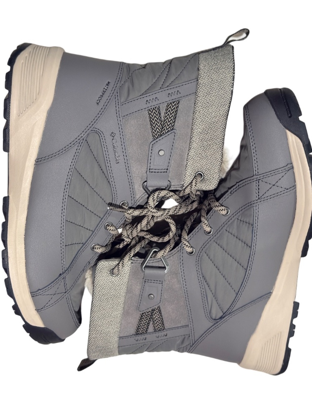 Columbia Meadows Shorty Gray Quilted Waterproof Hiking Winter Boot